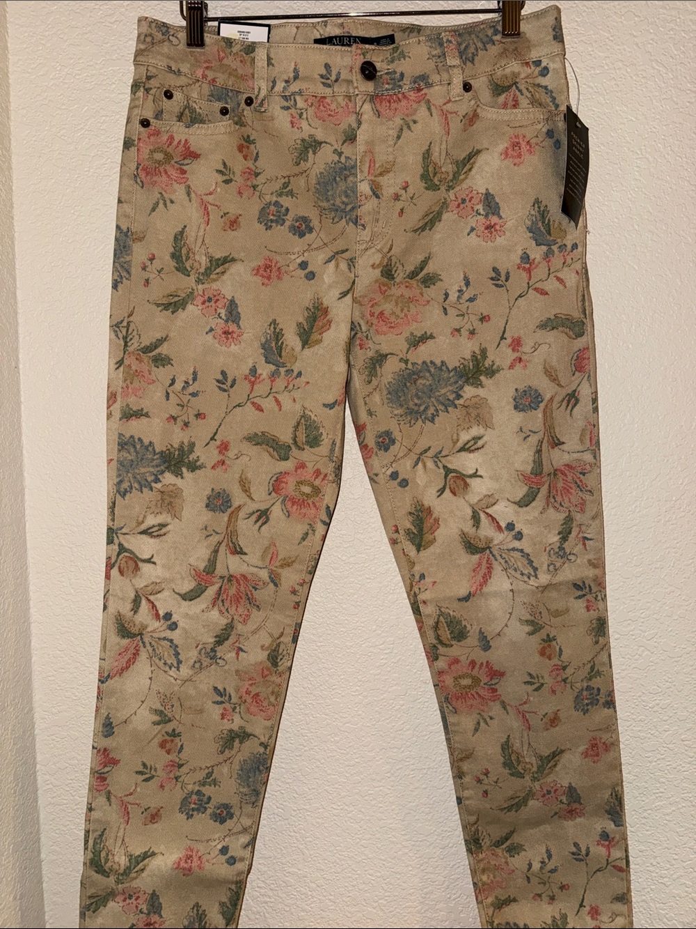 Lauren Ralph Lauren Floral Skinny Jeans in Beige with Pink & Blue Flowers